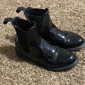 Dr Martin Faun Chelsea Boot in Patent Lamper GUC 🔥